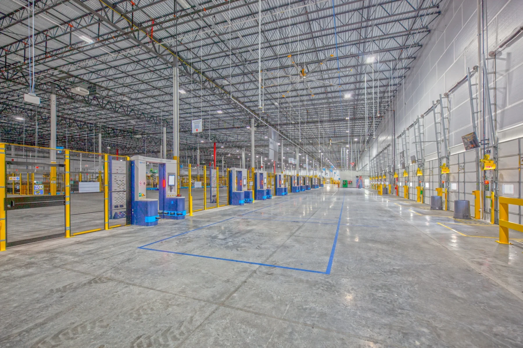 Amazon Fulfillment Center MIA-2 build-to-suit and interior tenant improvements by Hernandez Development & Construction