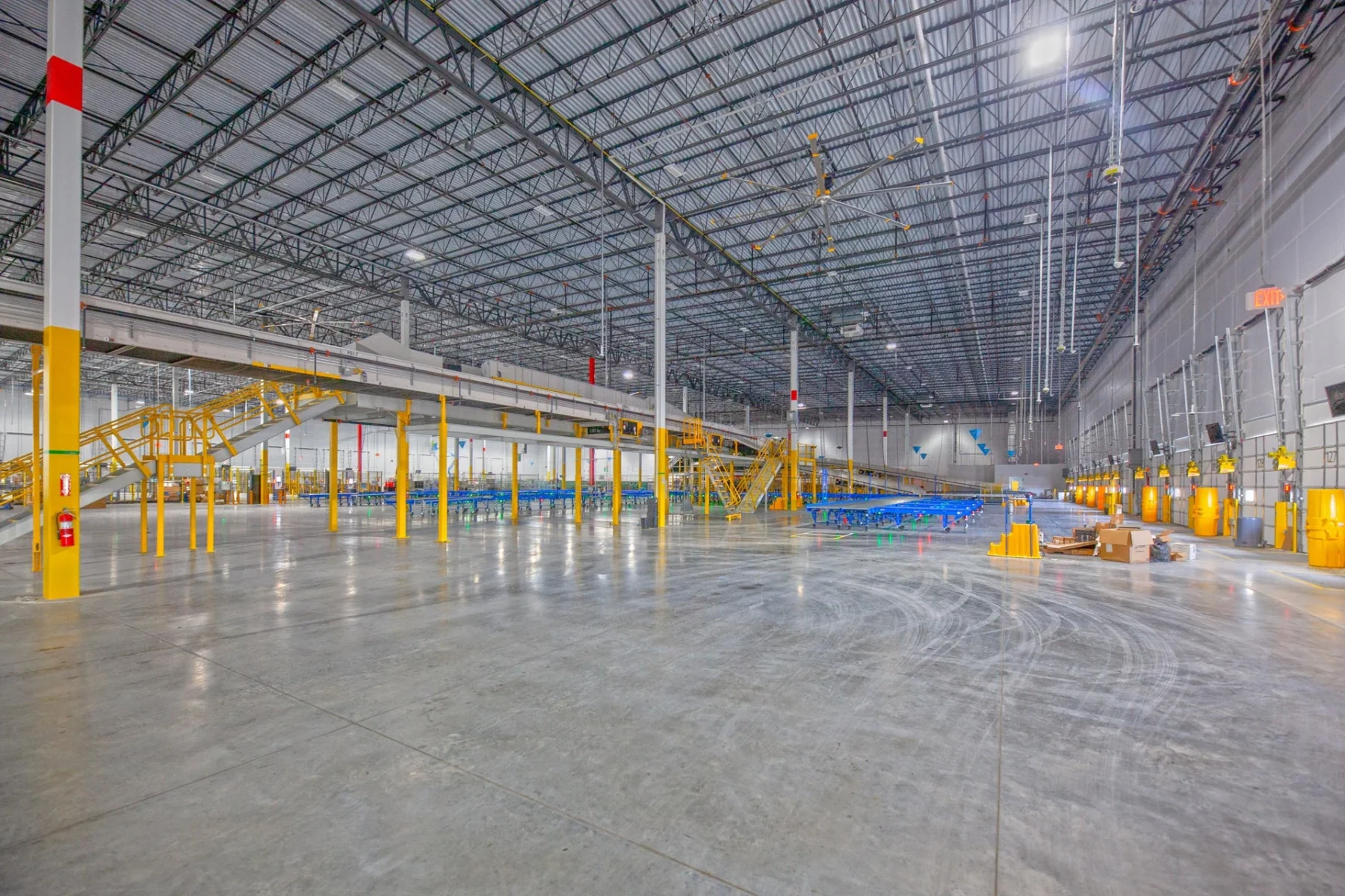 Amazon Fulfillment Center MIA-2 build-to-suit and interior tenant improvements by Hernandez Development & Construction