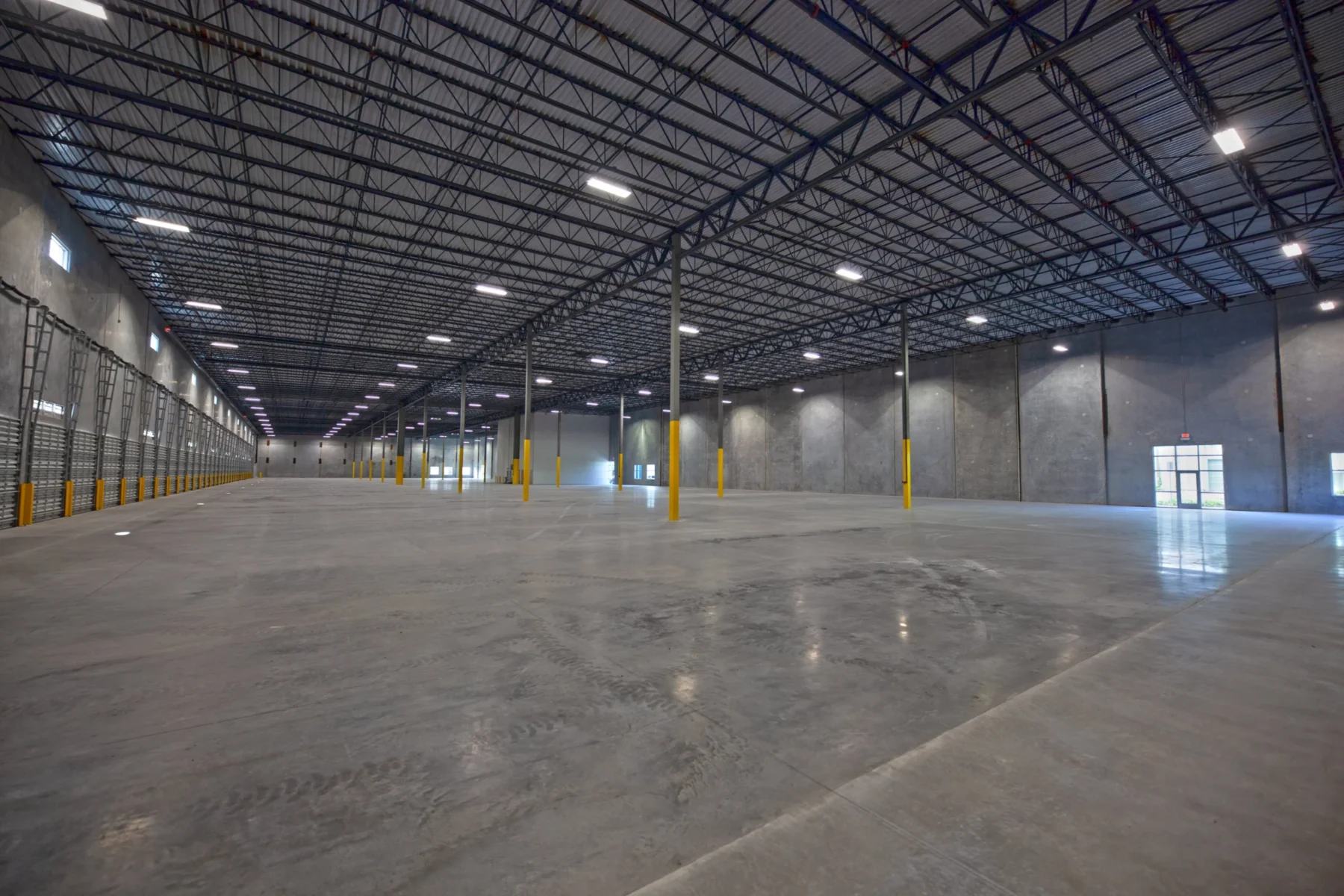 Bridge Point FLL Logistics Center_ Industrial warehouse & distribution center built by Hernandez Development & Construction in Fort Lauderdale_ FL
