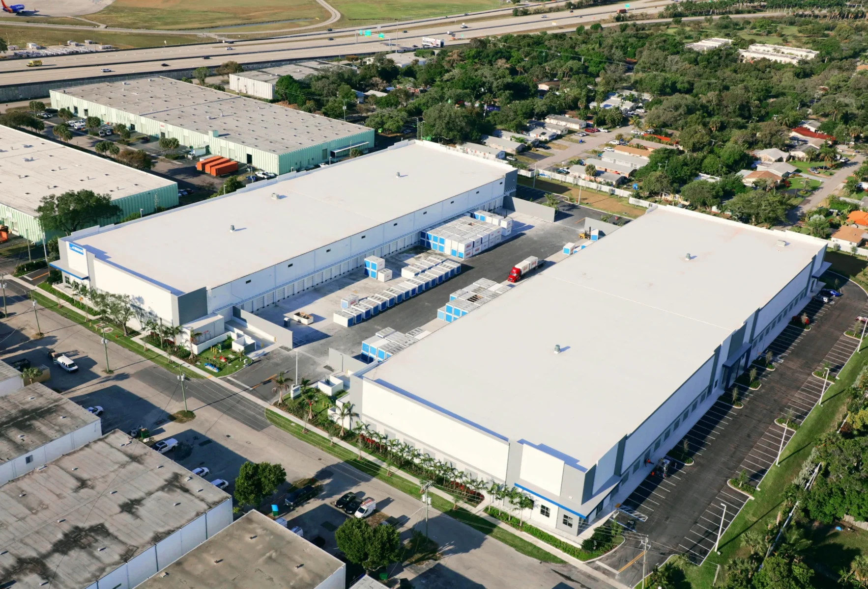 Bridge Point FLL Logistics Center_ Industrial warehouse & distribution center built by Hernandez Development & Construction in Fort Lauderdale_ FL