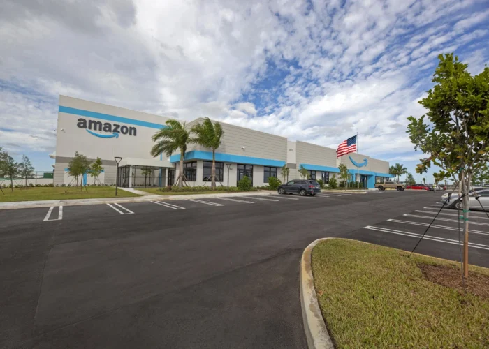 Bridge Point AVE Aviation & Commerce Center_ Industrial park built by Hernandez Construction & Development in Miami Gardens_ FL