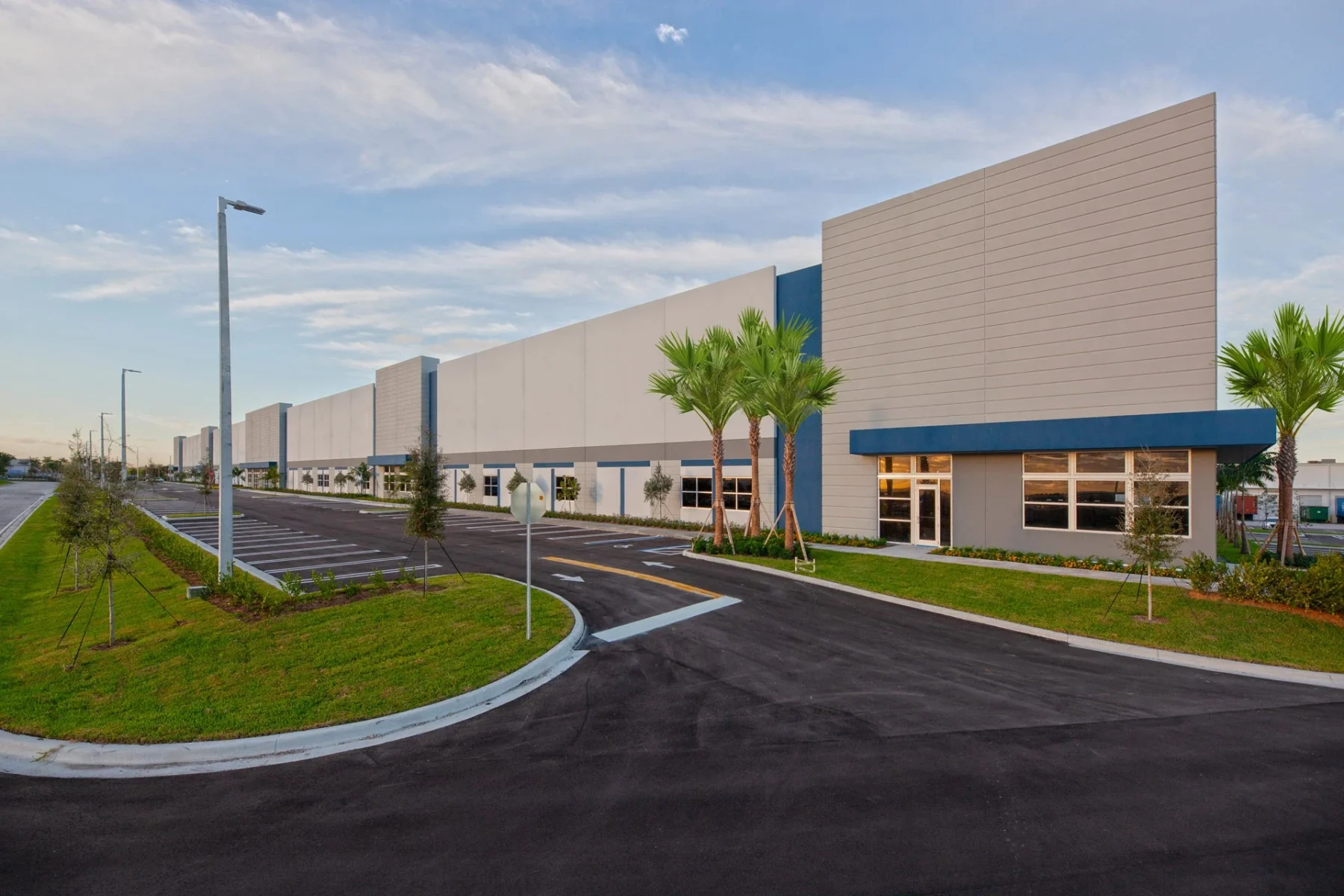 Bridge Point AVE Aviation & Commerce Center_ Industrial park built by Hernandez Construction & Development in Miami Gardens_ FL