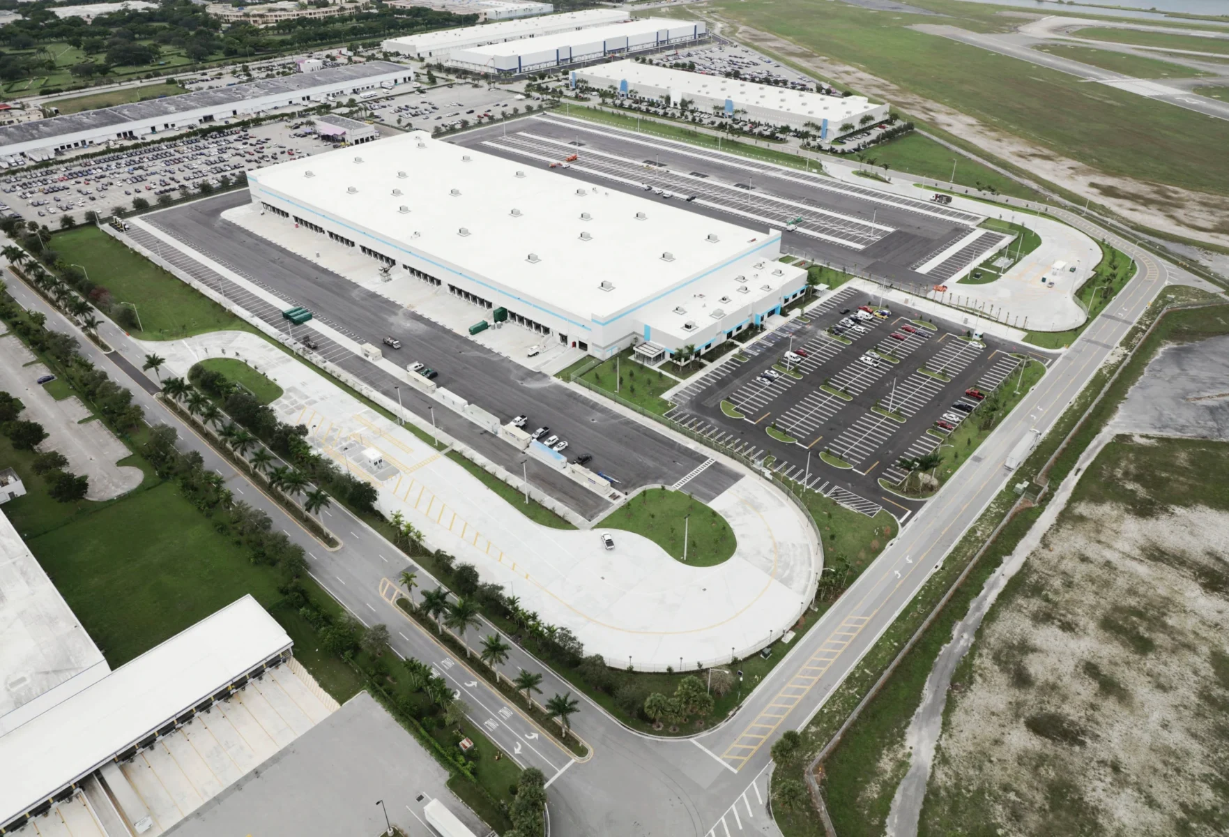 Bridge Point AVE Aviation & Commerce Center_ Industrial park built by Hernandez Construction & Development in Miami Gardens_ FL