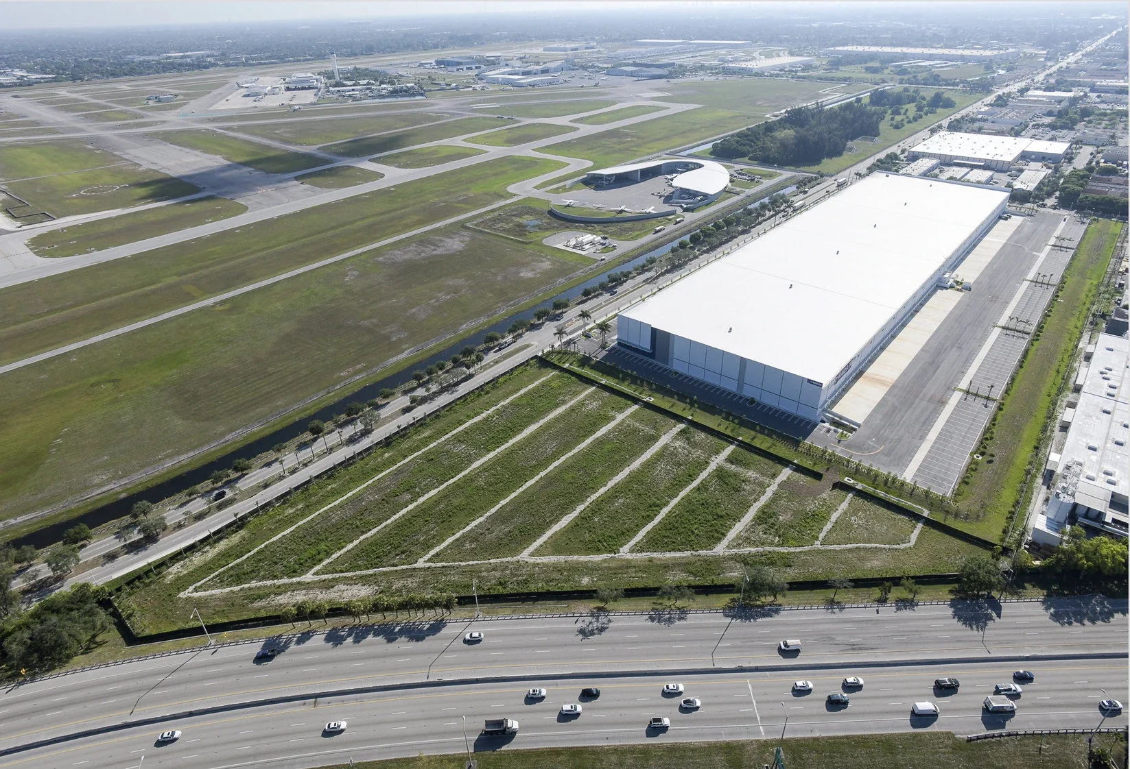 Bridge Point Gratigny Class A Logistics and Distribution facility built by Hernandez Development & Construction in Miami FL