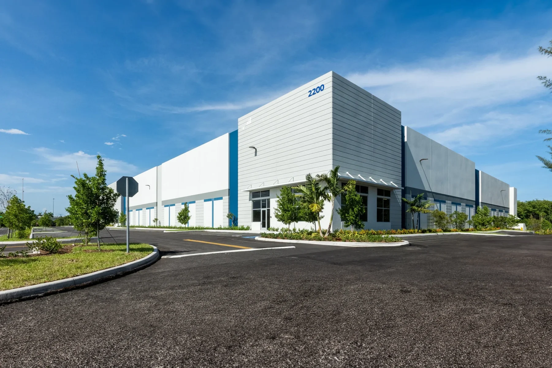 Bridge Point Port Everglades_ Class A industrial warehouse by Hernandez Construction & Development in Dania Beach
