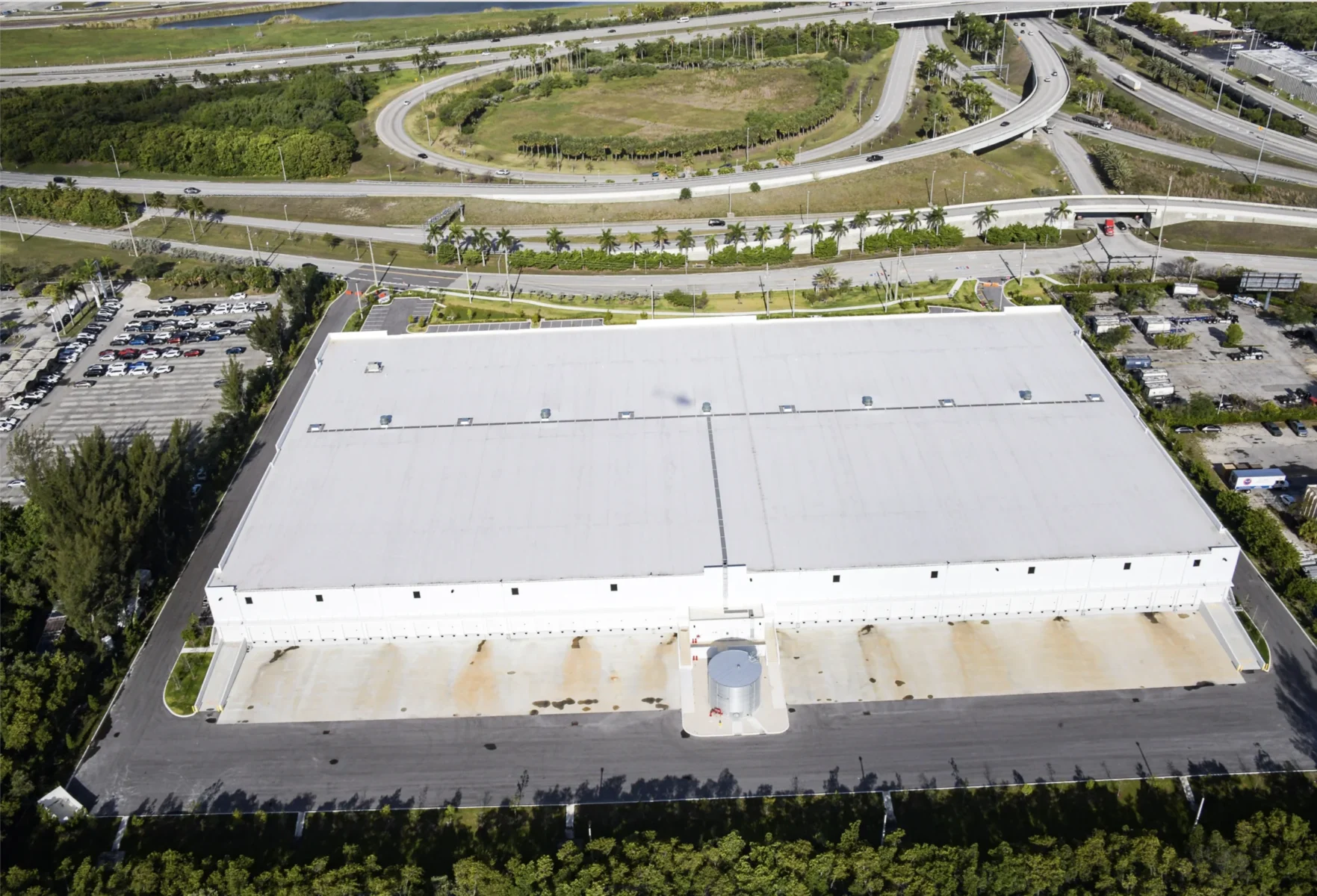 Bridge Point Port Everglades_ Class A industrial warehouse by Hernandez Construction & Development in Dania Beach