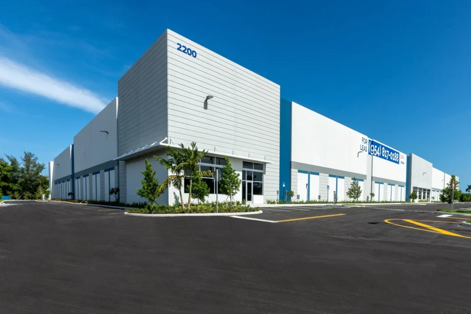 Bridge Point Port Everglades_ Class A industrial warehouse by Hernandez Construction & Development in Dania Beach