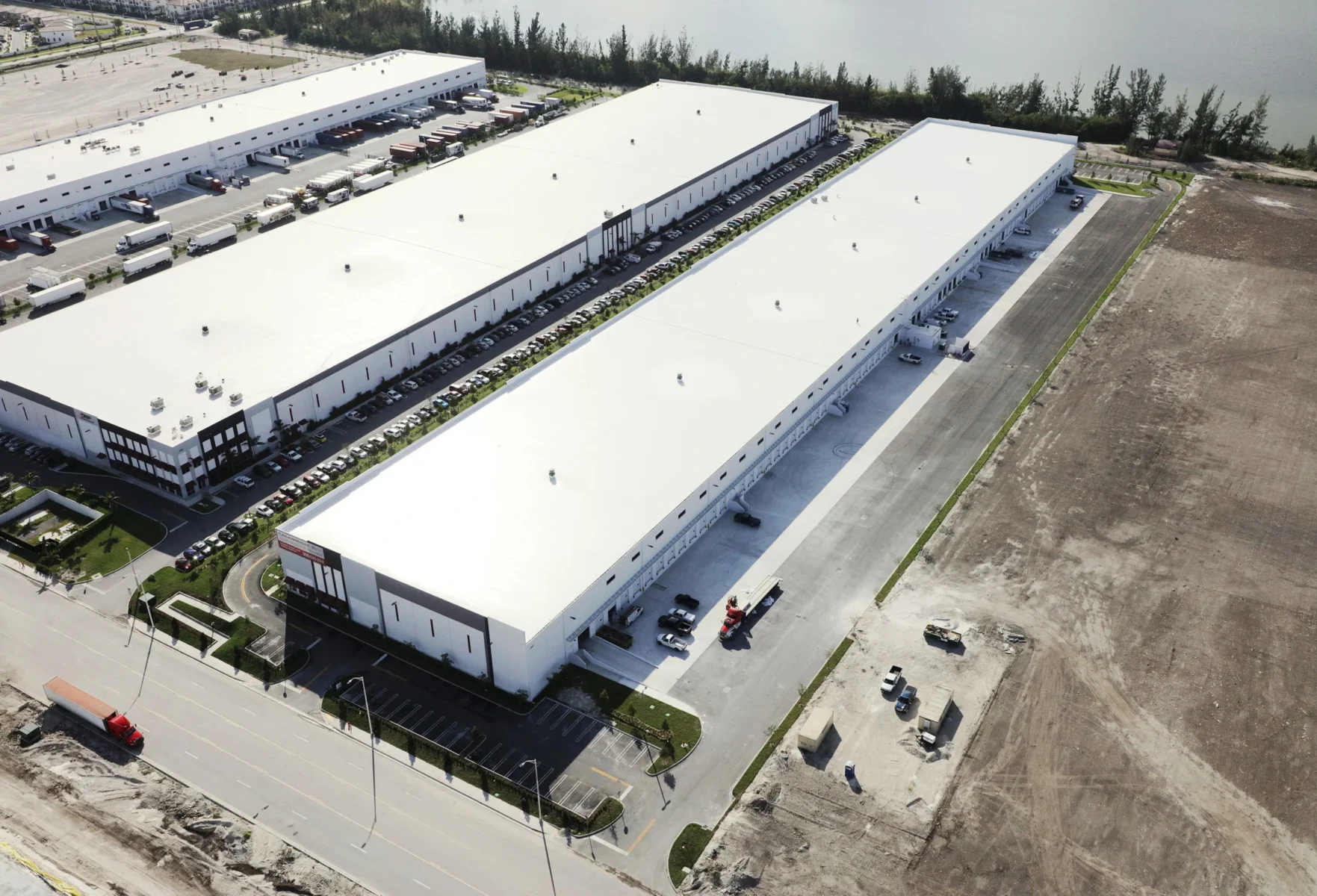 Countyline Corporate Park Building 4 Class A Industrial Warehouse built by Hernandez Development & Construction in Hialeah FL