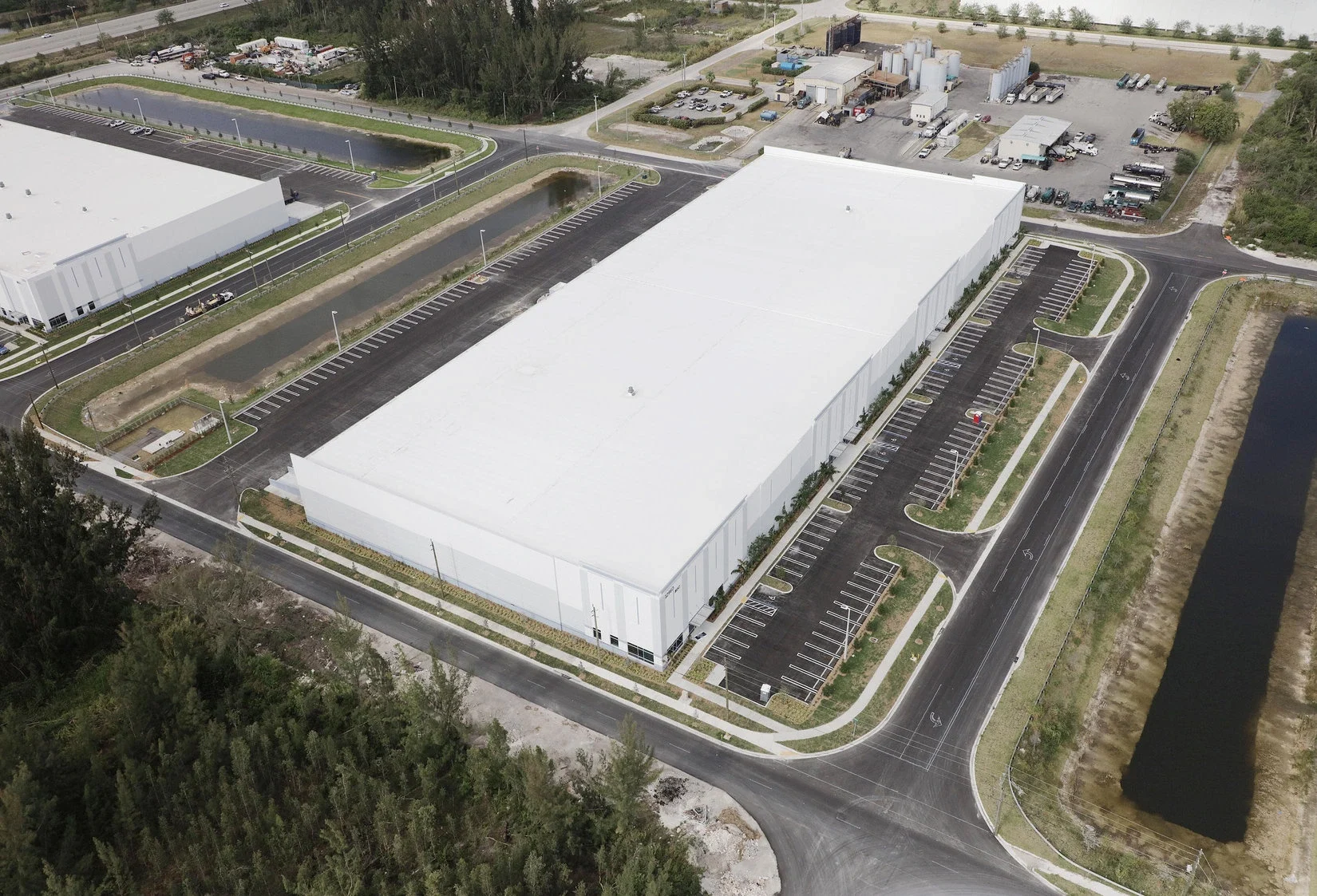 DCT Commerce Center II Class A Industrial Warehouses built by Hernandez Development & Construction in Miami FL