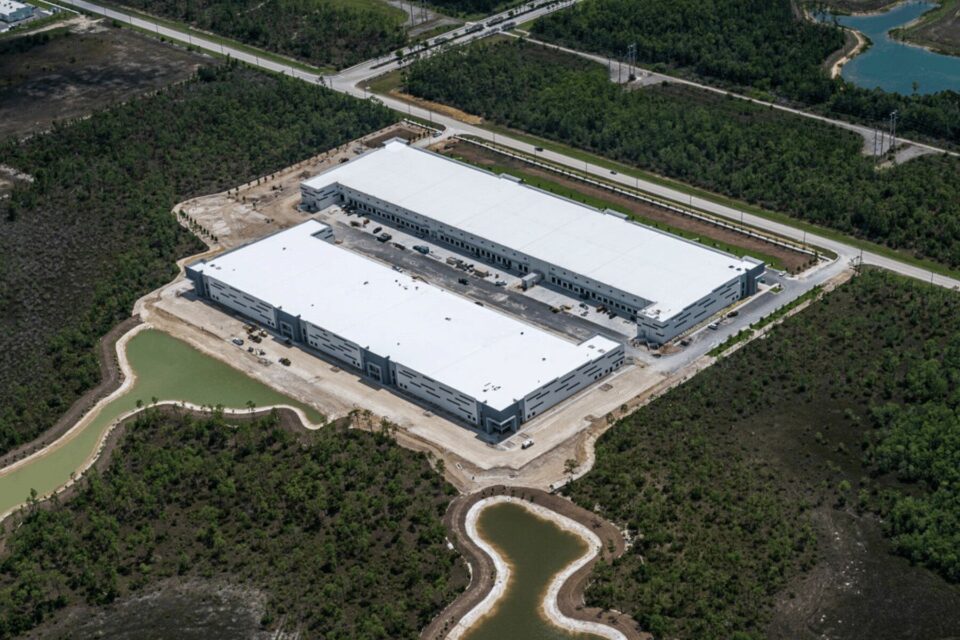 Itec Logistics Park built by Hernandez Construction & Development