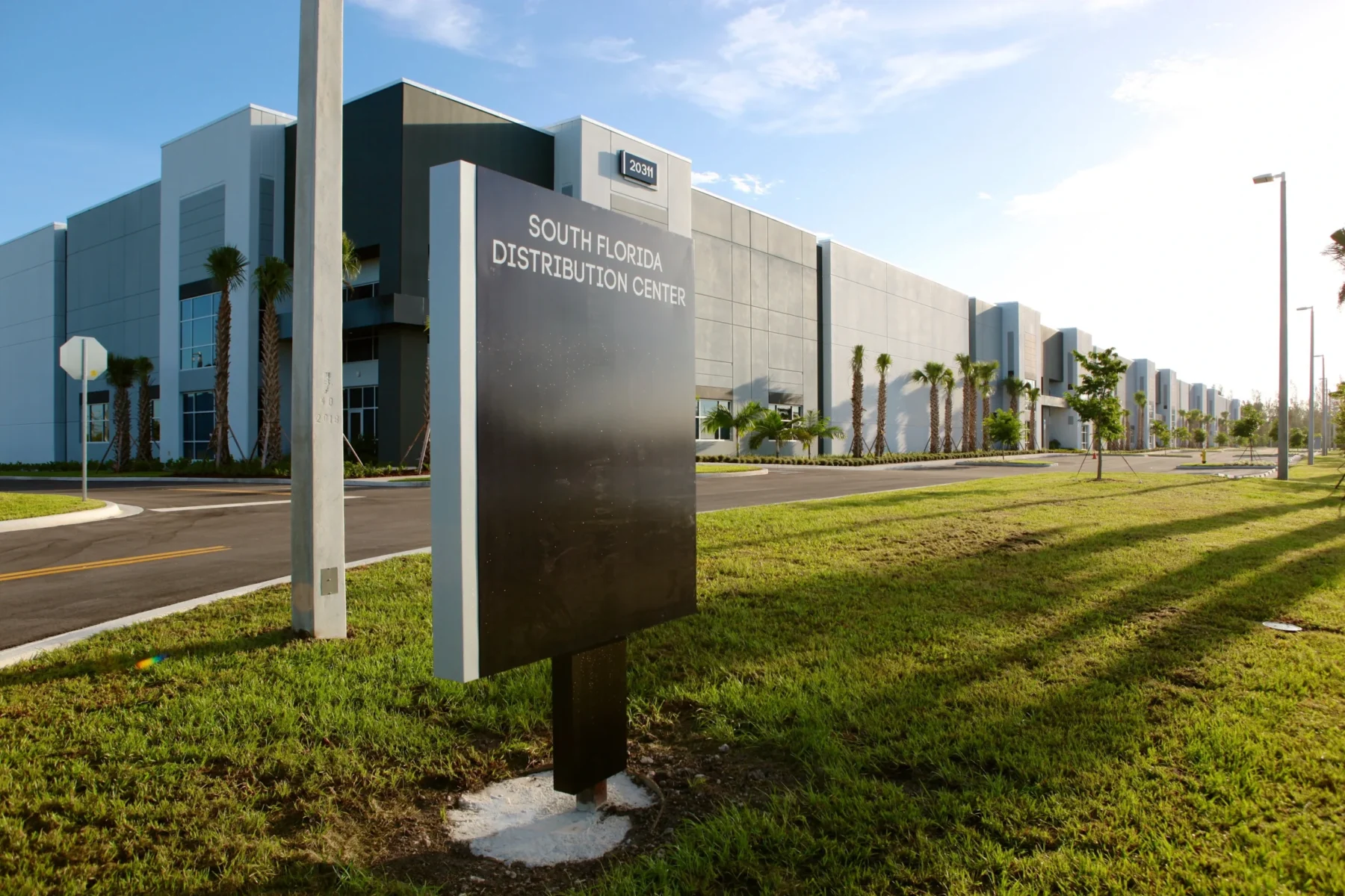 South Florida Distribution Center - Industrial warehouse built by Hernandez Development & Construction in Pembroke Pines, FL