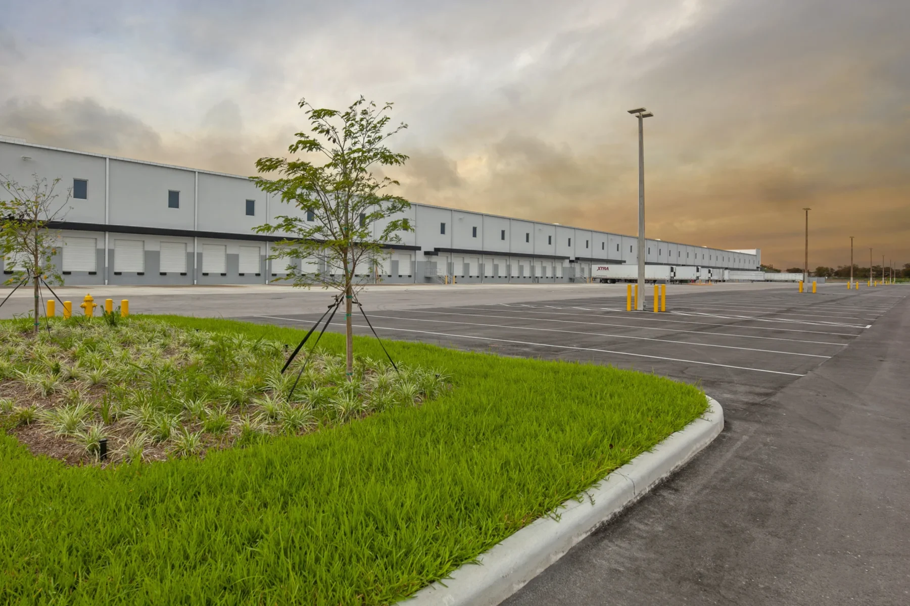 South Florida Distribution Center - Industrial warehouse built by Hernandez Development & Construction in Pembroke Pines, FL
