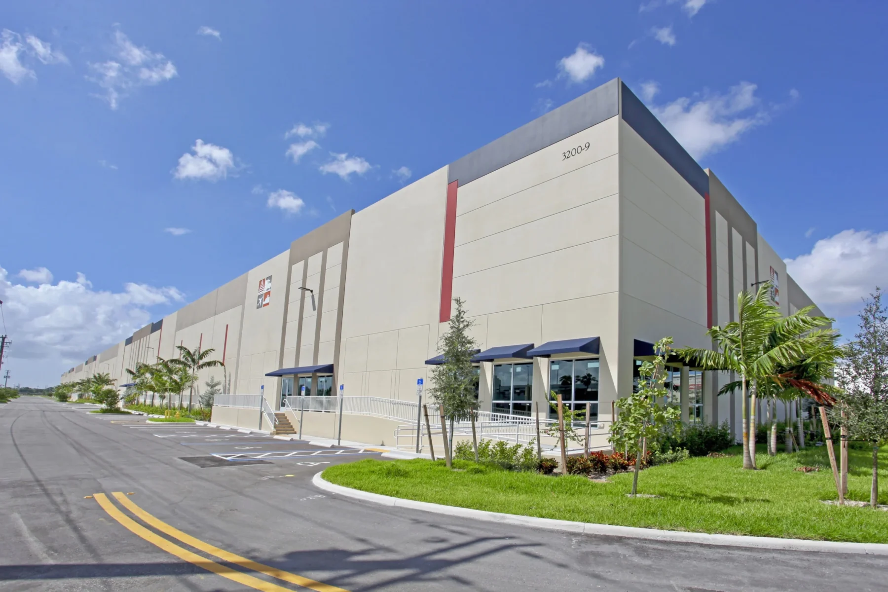 South Florida Logistics Center Industrial warehouse & distribution center built by Hernandez Development & Construction in Miami FL