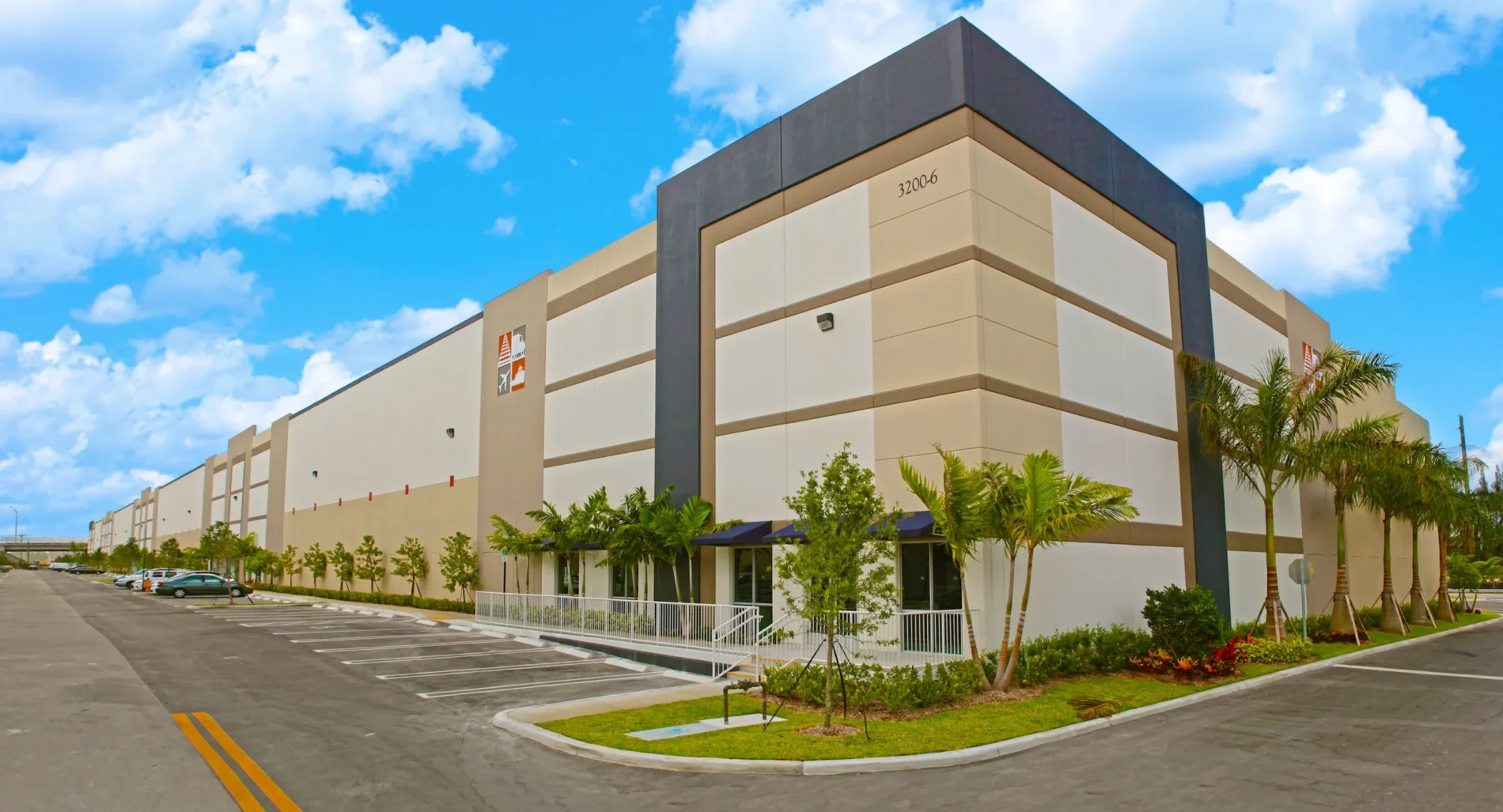 South Florida Logistics Center Industrial warehouse & distribution center built by Hernandez Development & Construction in Miami FL