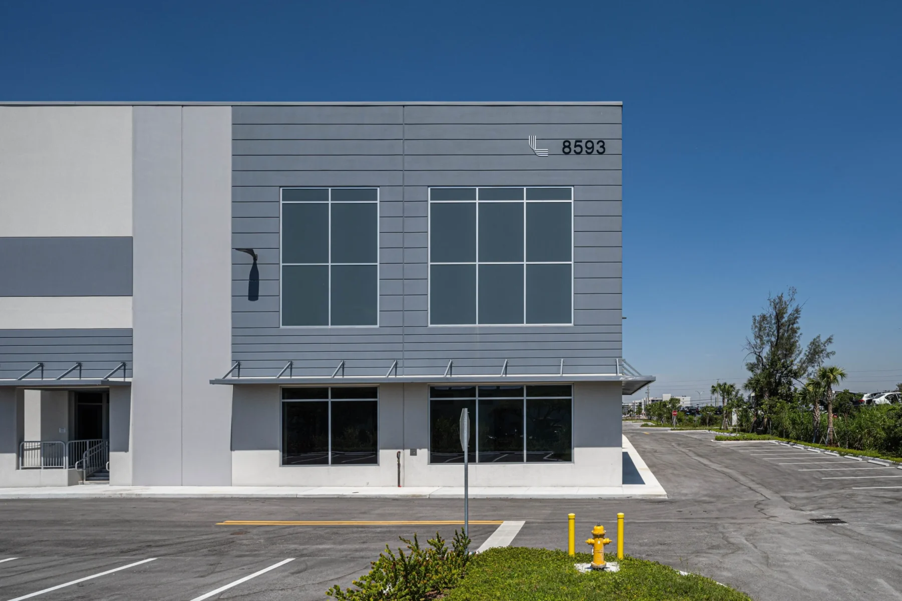Sycamore Logistics Center_ Industrial warehouse in Medley_ FL by Hernandez Construction & Development
