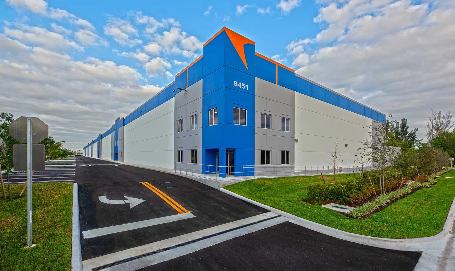 TRX_LOGISTICS_CENTER_ Industrial warehouse built by Hernandez Development & Construction in Hialeah Gardens_ FL
